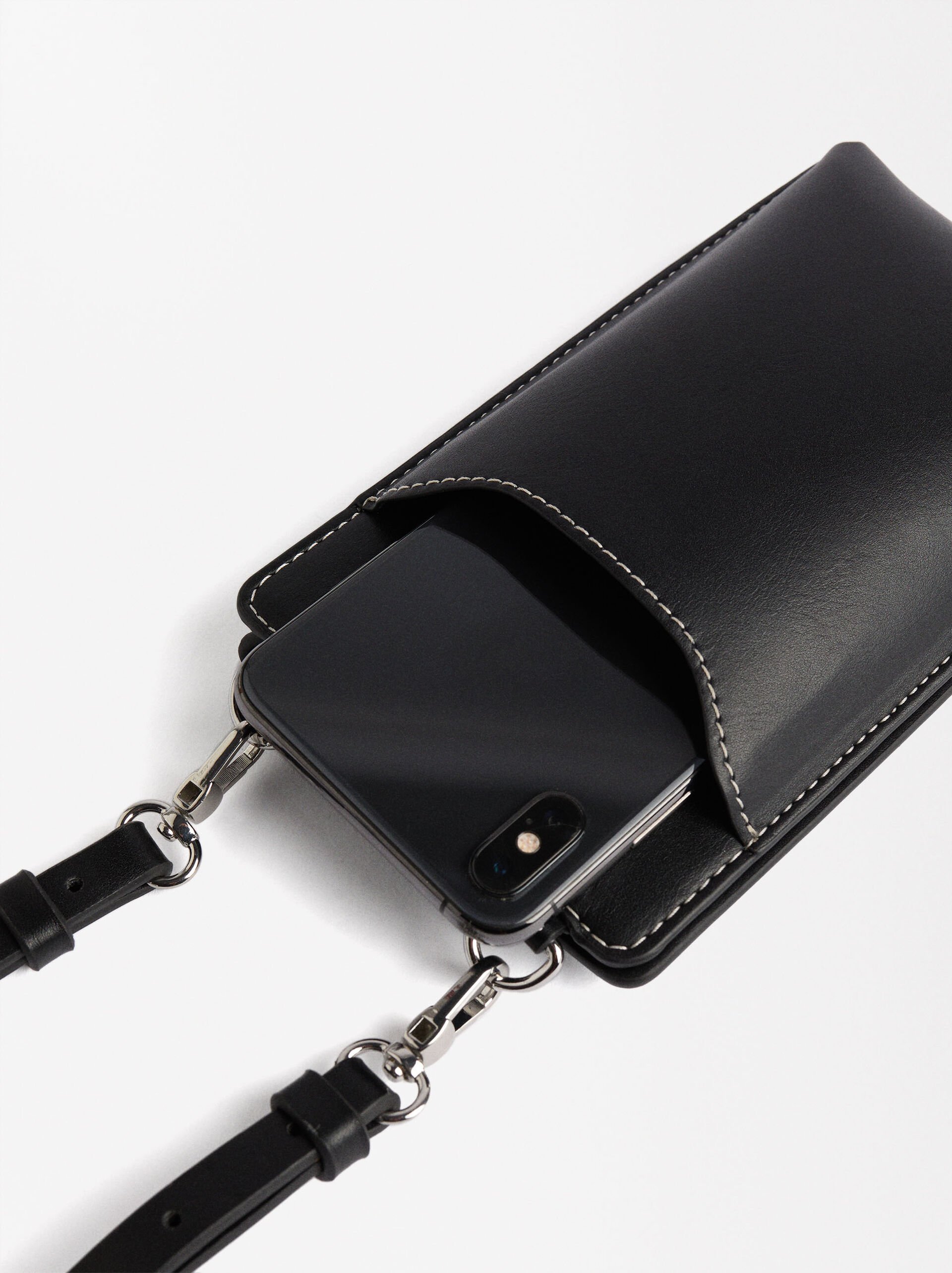 Pochette pour téléphone avec bandoulière tressée image number 3.0