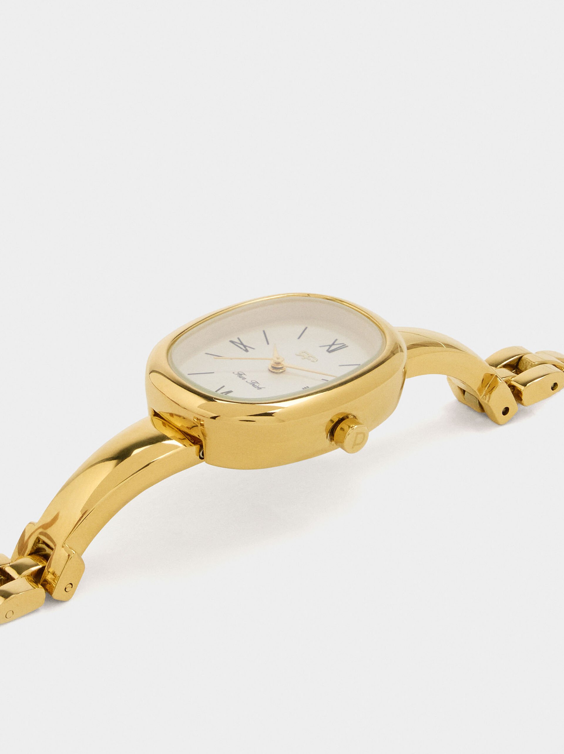 Oval watch with stainless steel bracelet image number 1.0