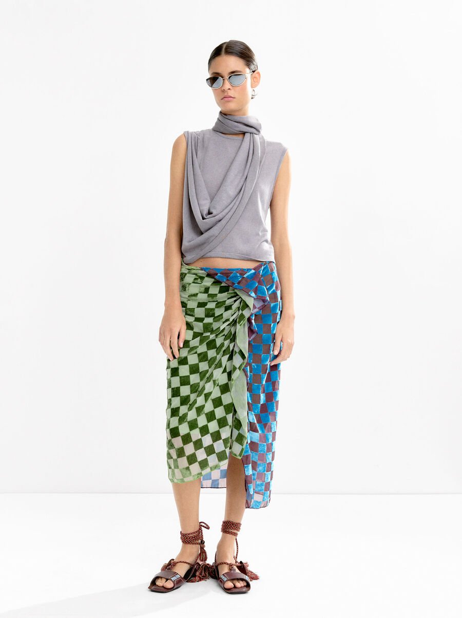 Velvet check skirt