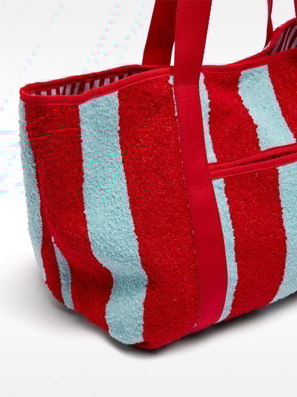 Shopper bag with stripes