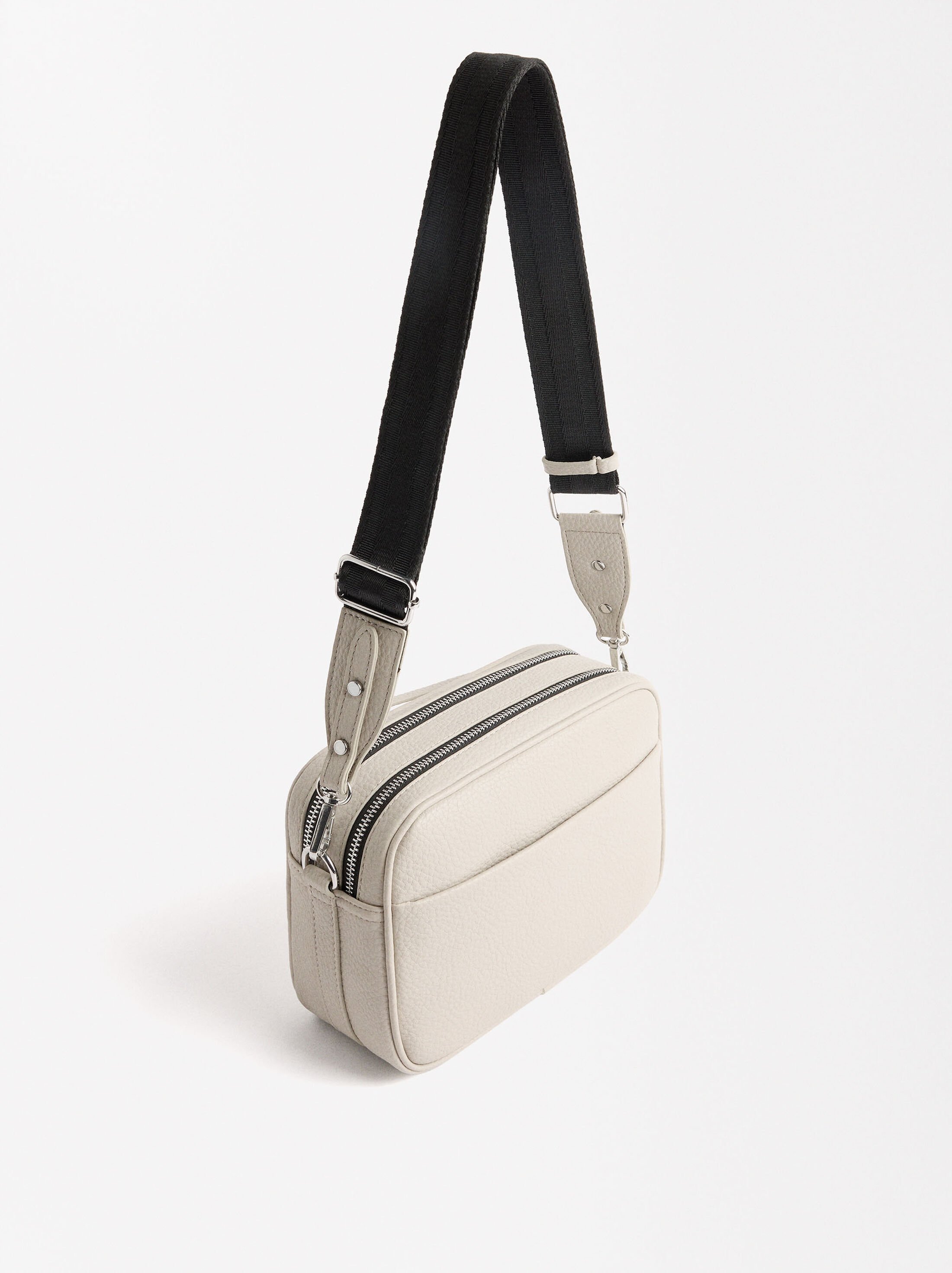 Crossbody bag with outer pockets image number 3.0