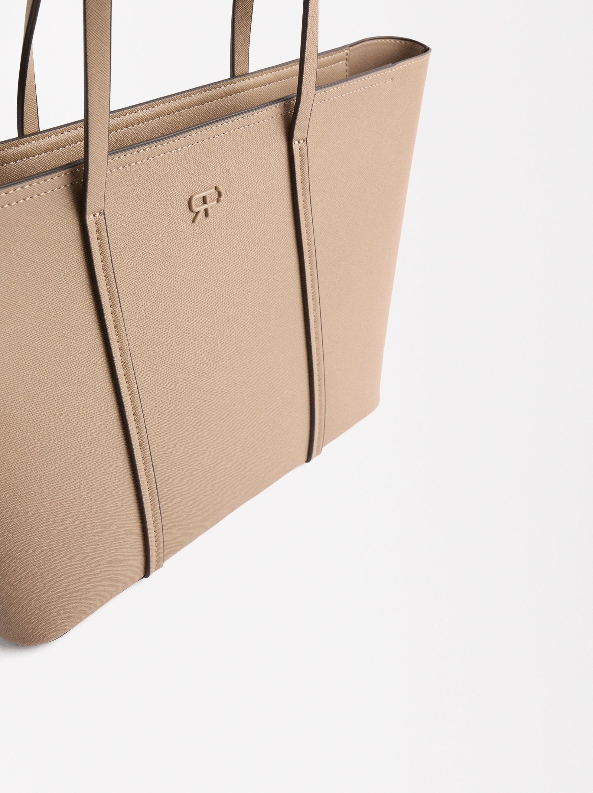 Shopper bag with texture | Parfois Finland