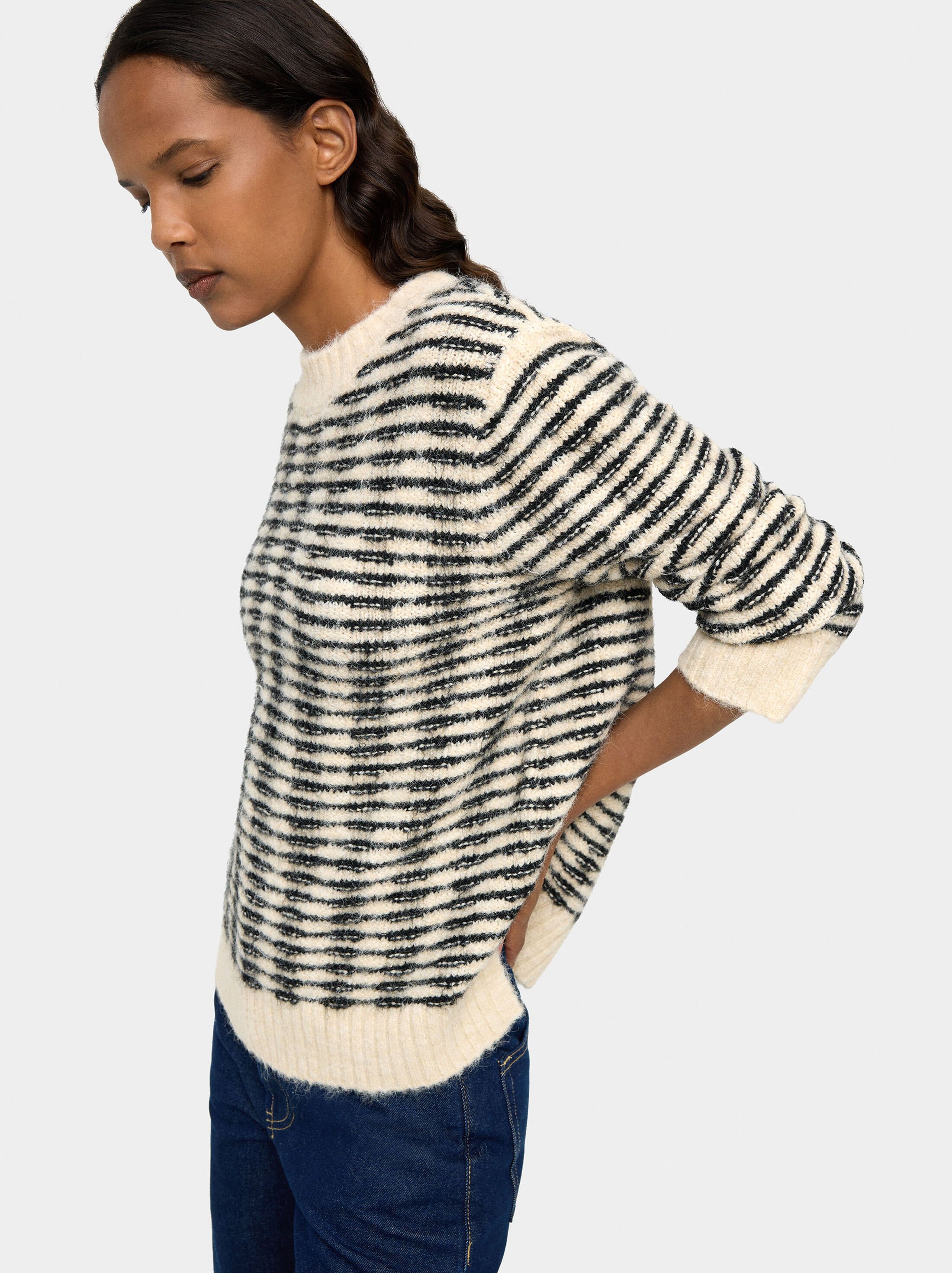 Knit sweater with stripes image number 1.0