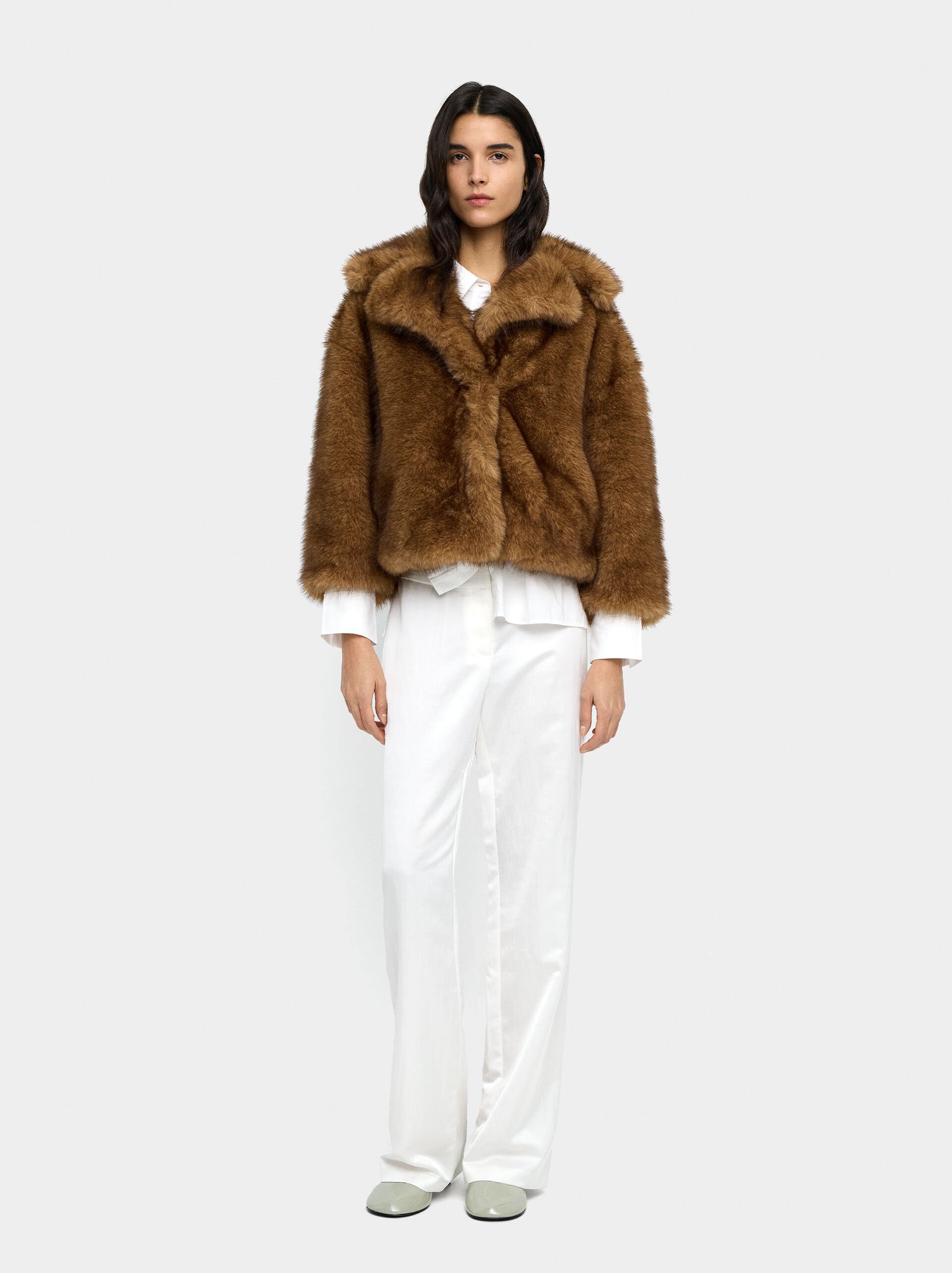 Voluminous coat with fur effect image number 0.0