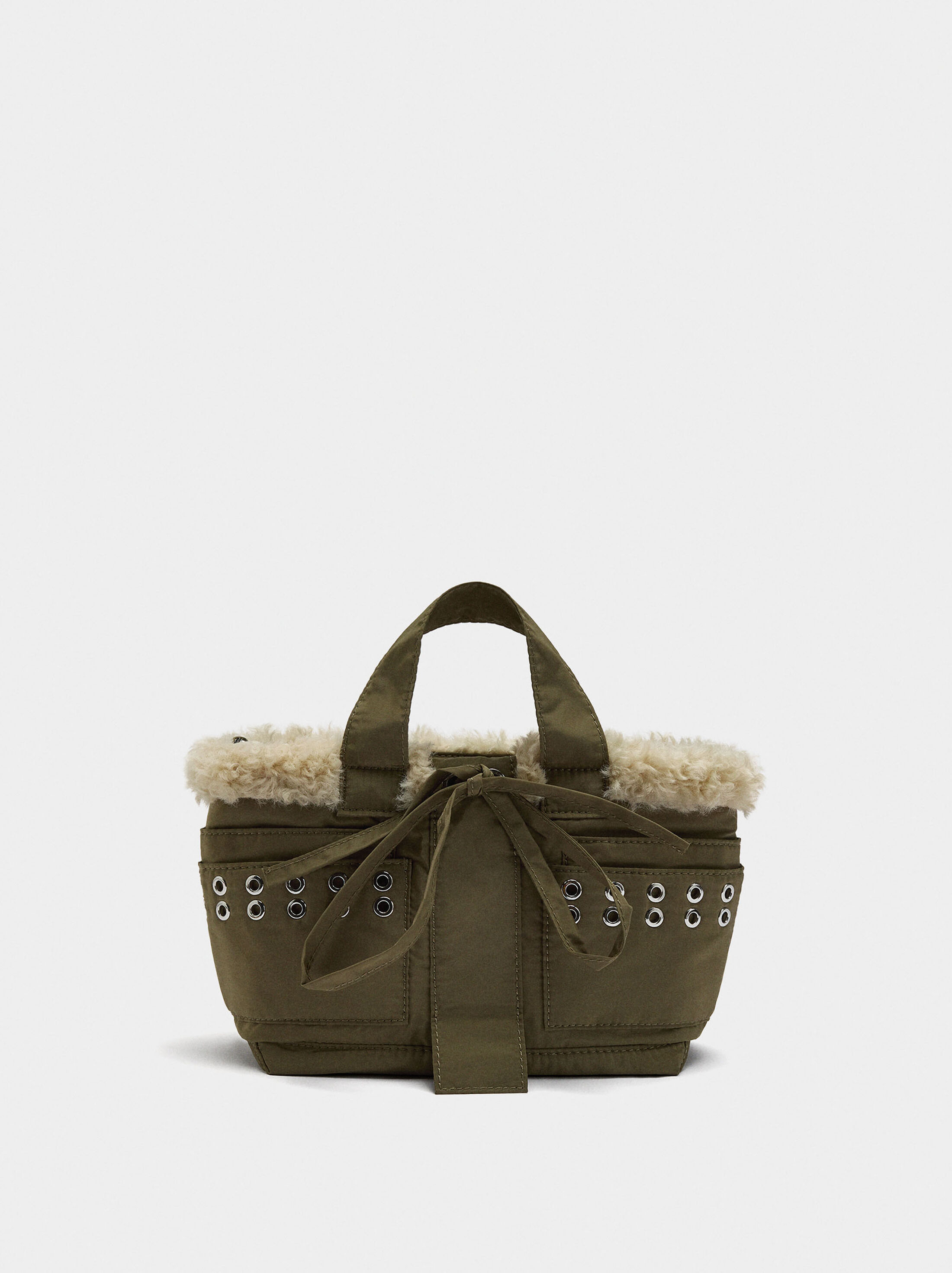 Tote bag of nylon with edge fur effect image number 0.0
