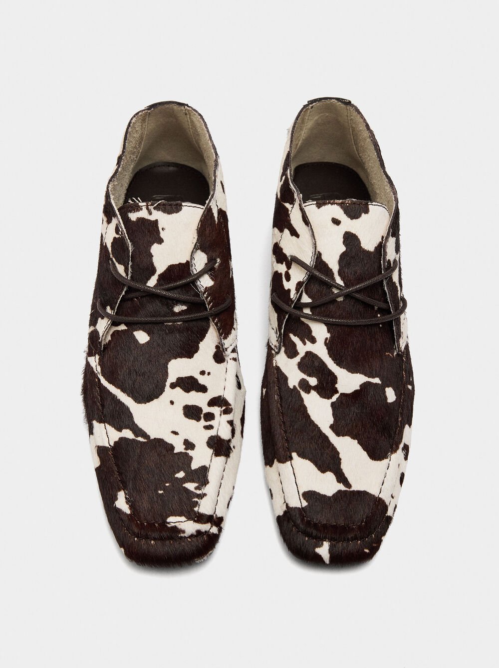 Flat leather ankle boots