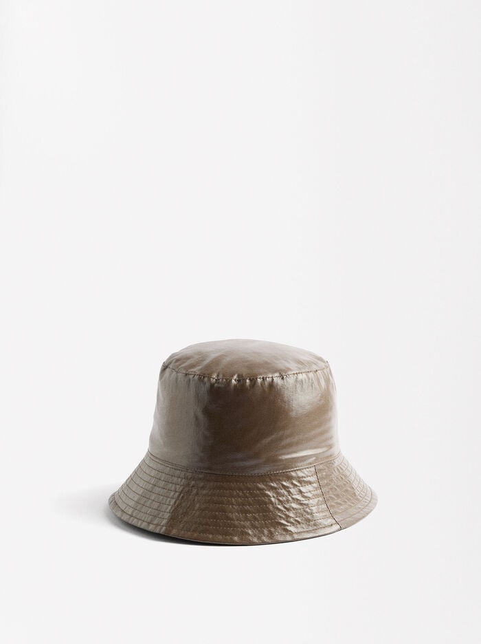 Reversible bucket hat