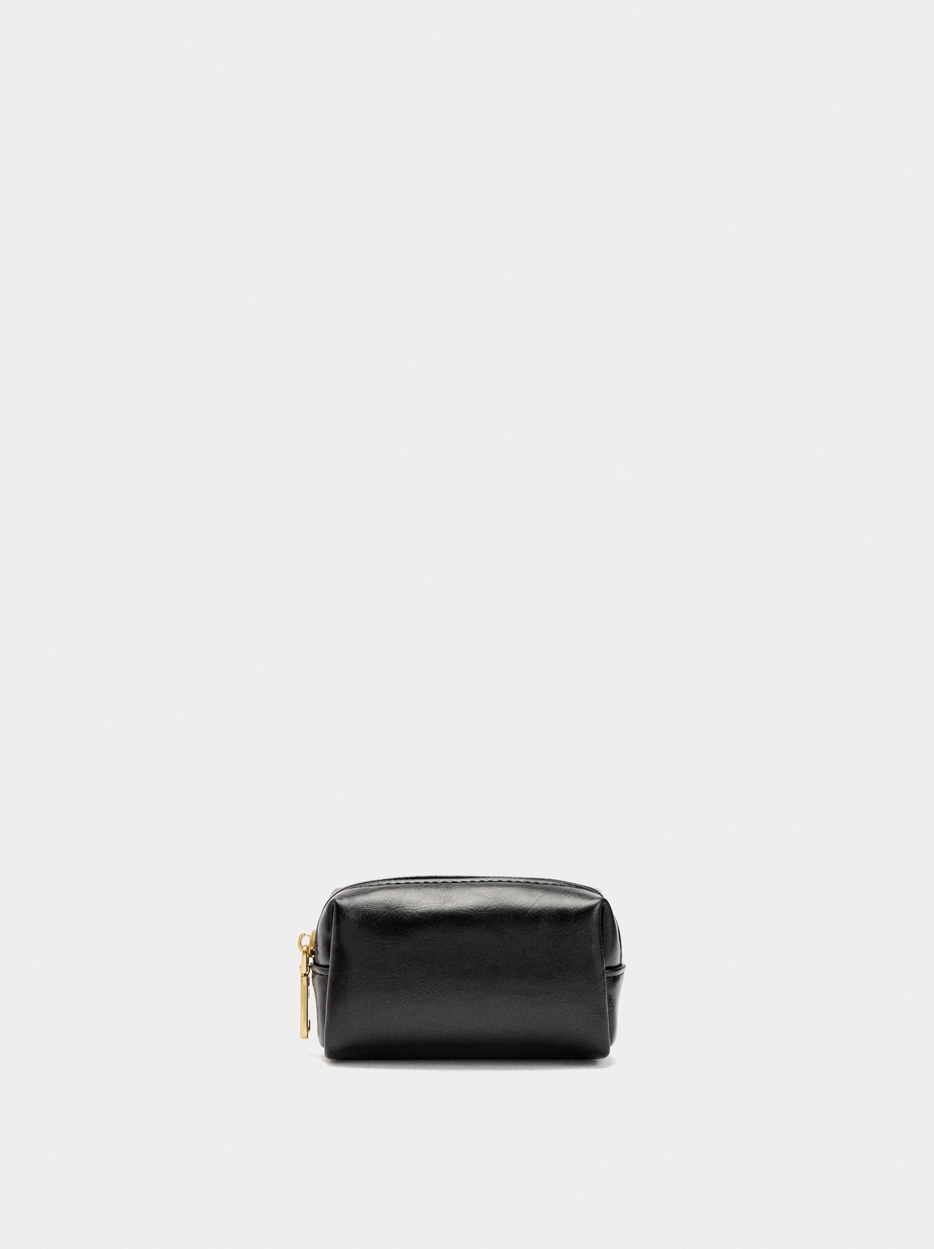 Coin purse with varnished effect image number 0.0