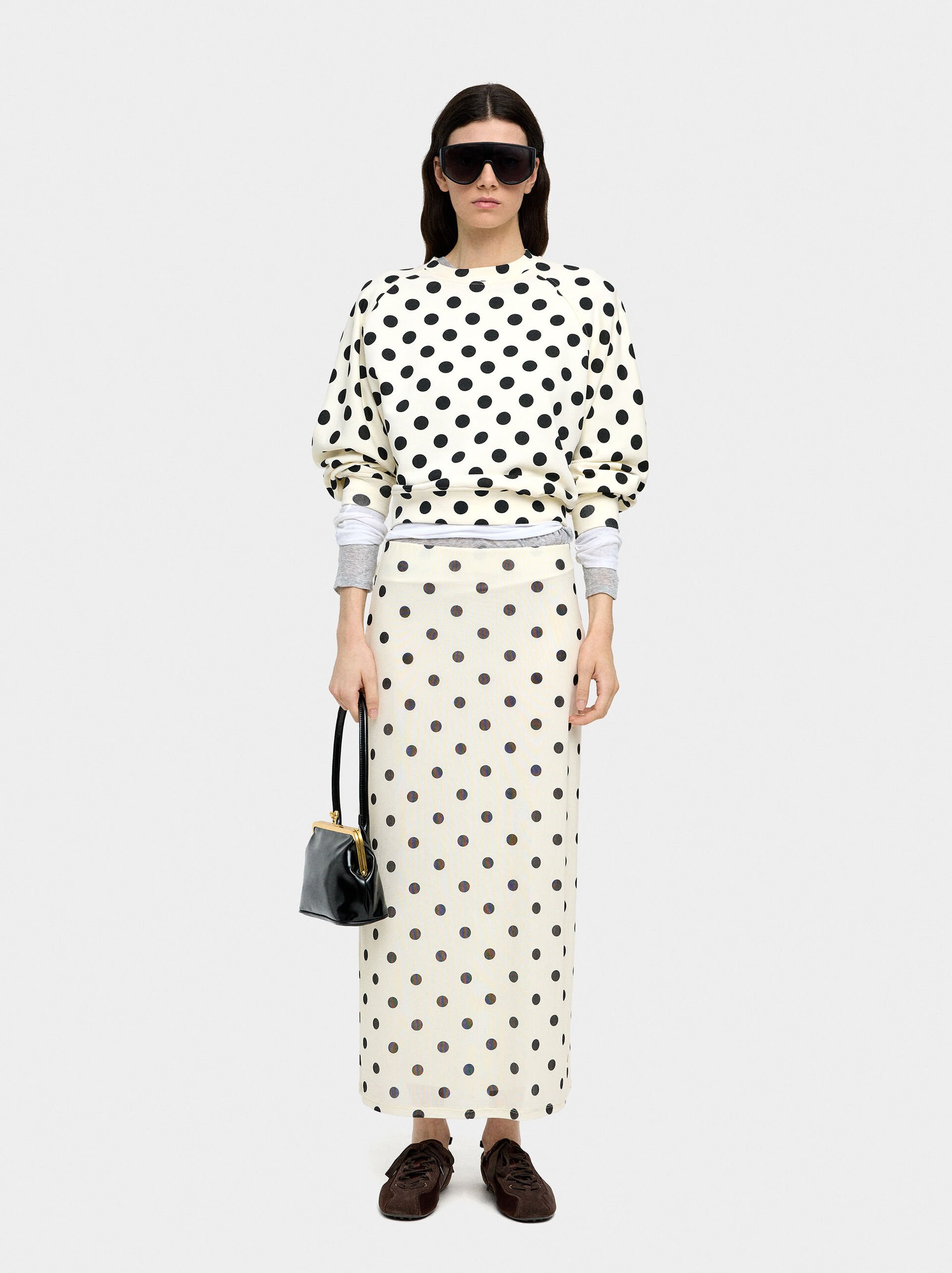 Sweatshirt with polka dots image number 0.0