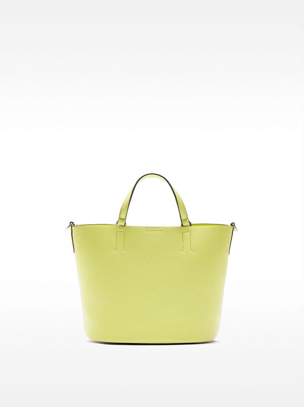 Tote bag with charm