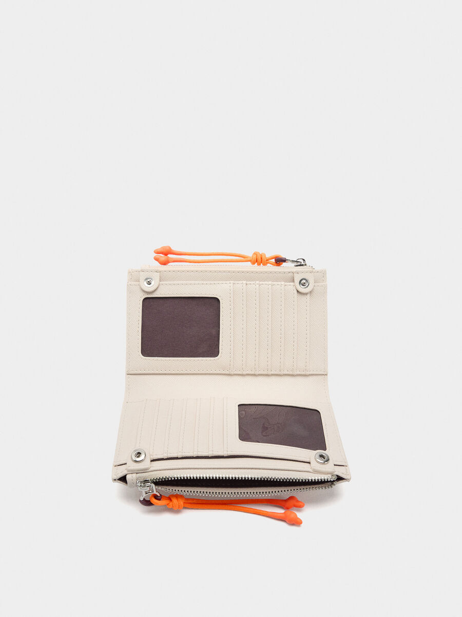 Wallet with M texture