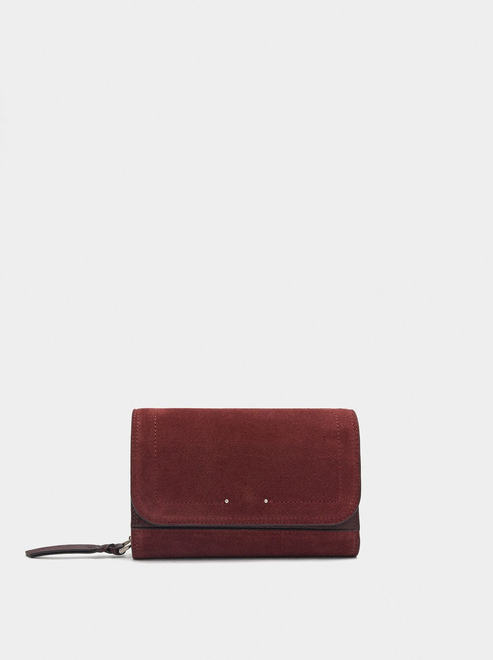 Wallet with leather details with flap