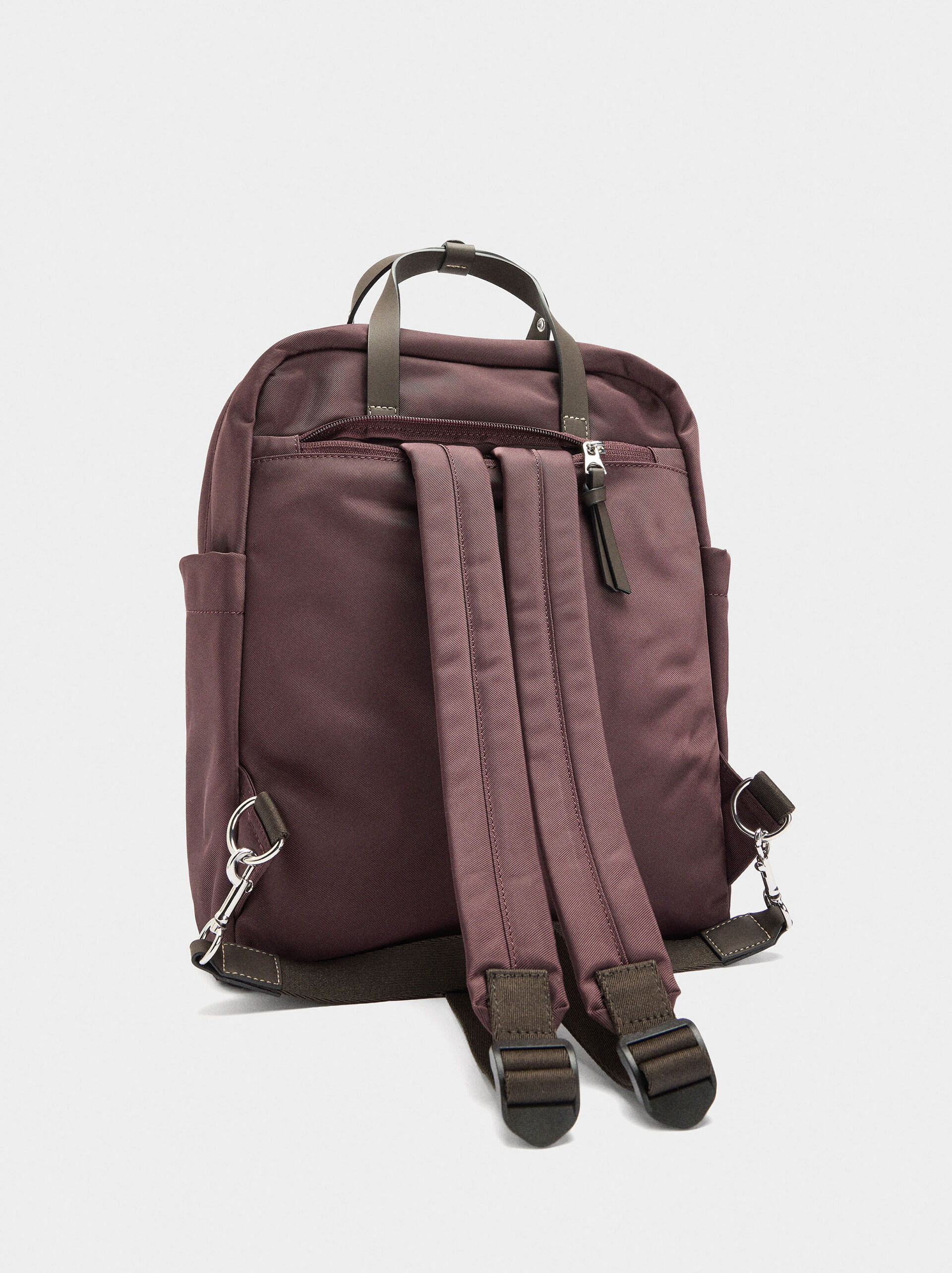 Backpack for laptop 13" with nylon  image number 3.0