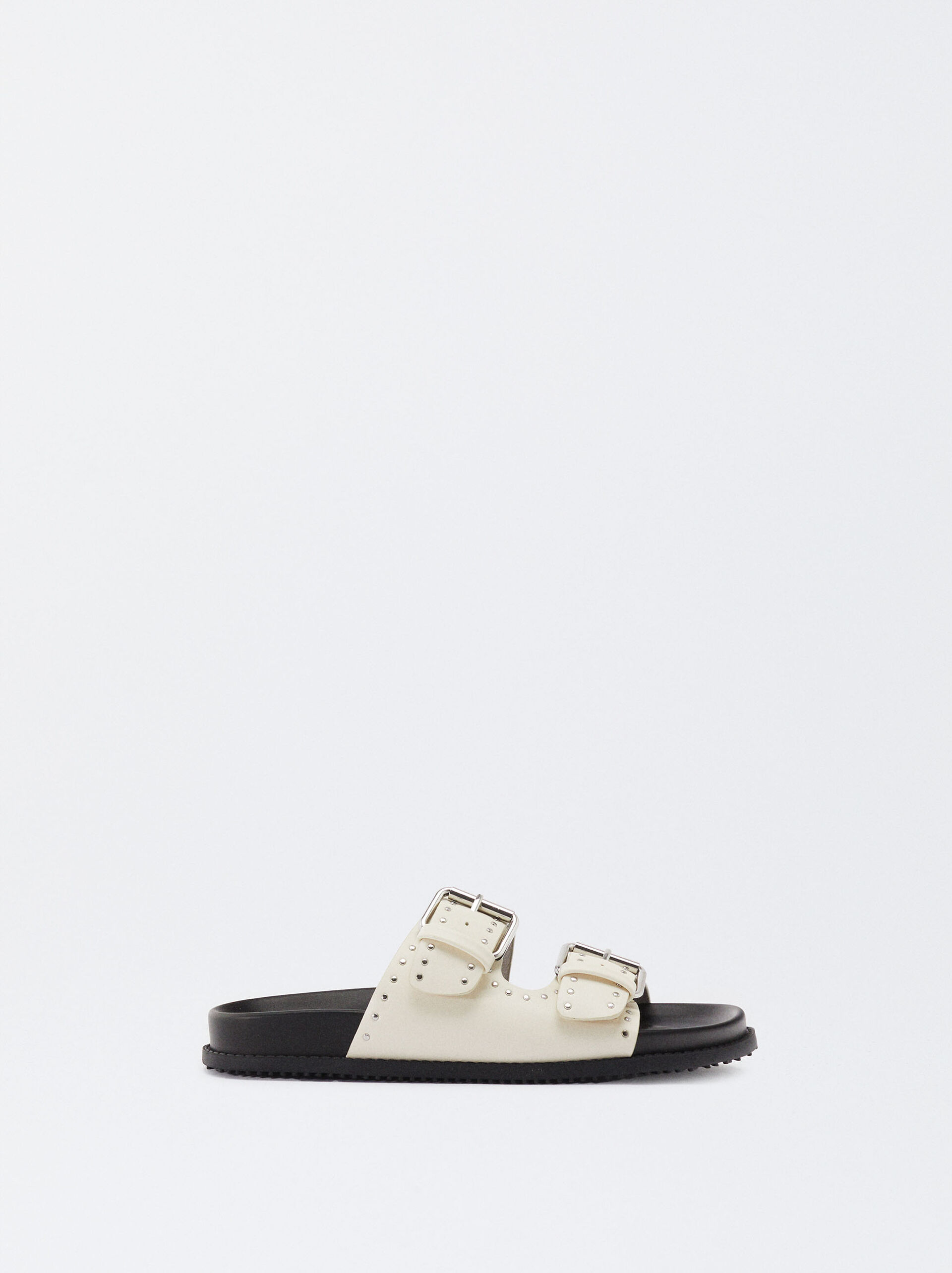 Flat Sandals With Buckles And Studs image number 0.0