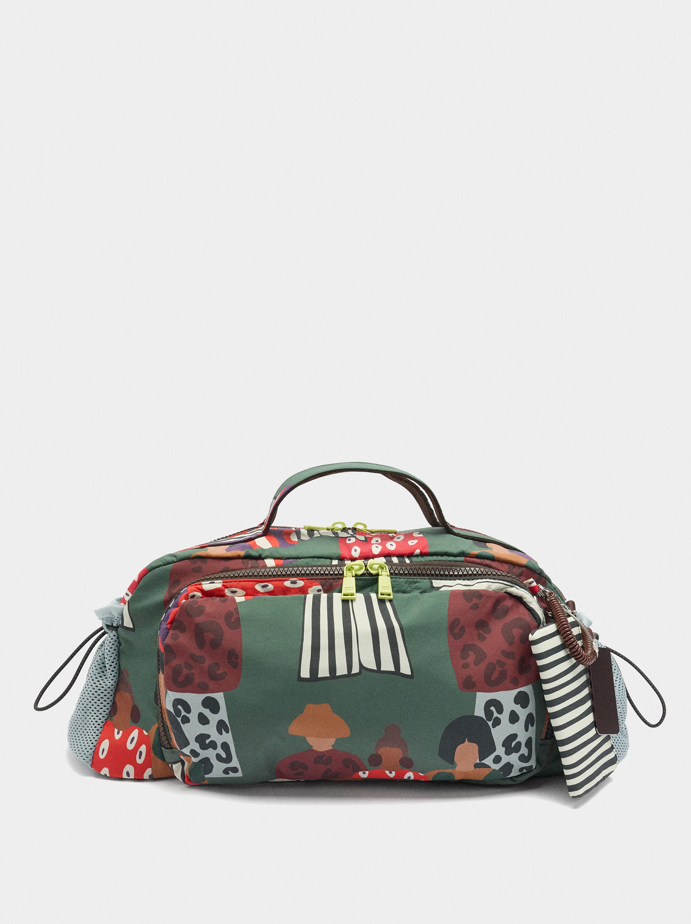 Printed nylon sports bag image number 0.0