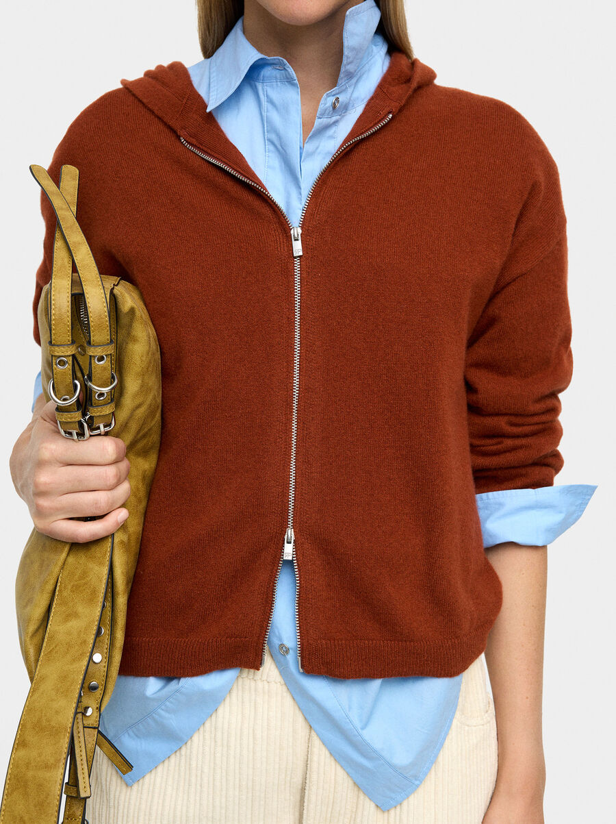 Cardigan with 100% cashmere