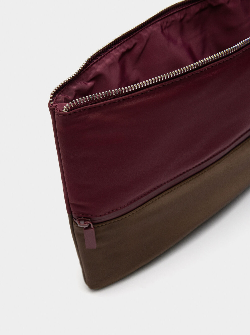 Copertura in nylon per laptop con charm 13"