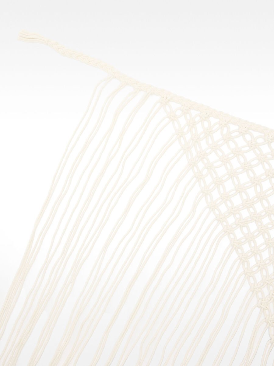 Pareo de macramé con flecos