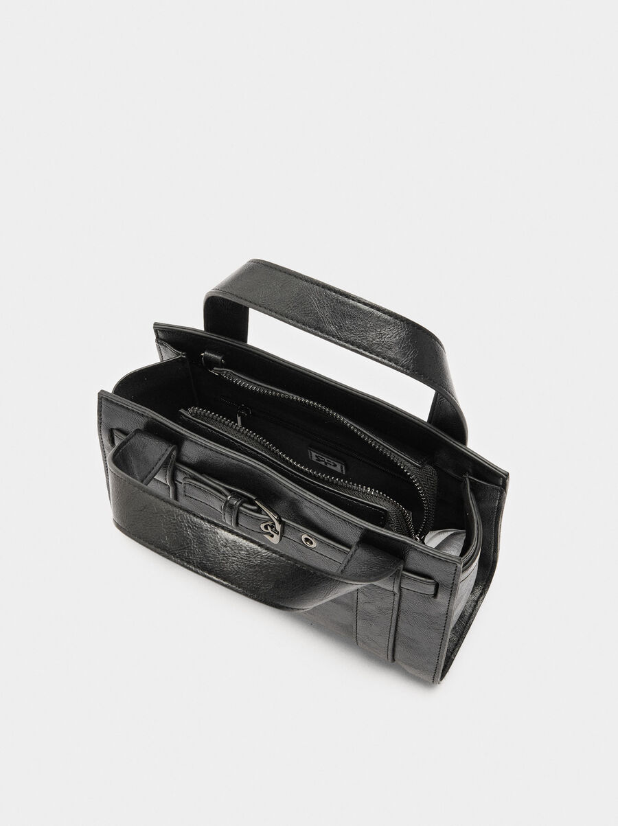 Tote bag with buckle