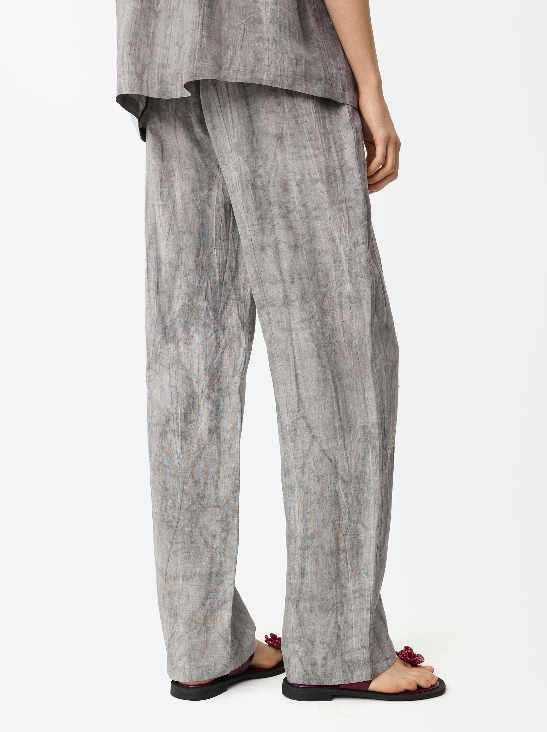 Printed Loose-Fitting Trousers image number 4.0