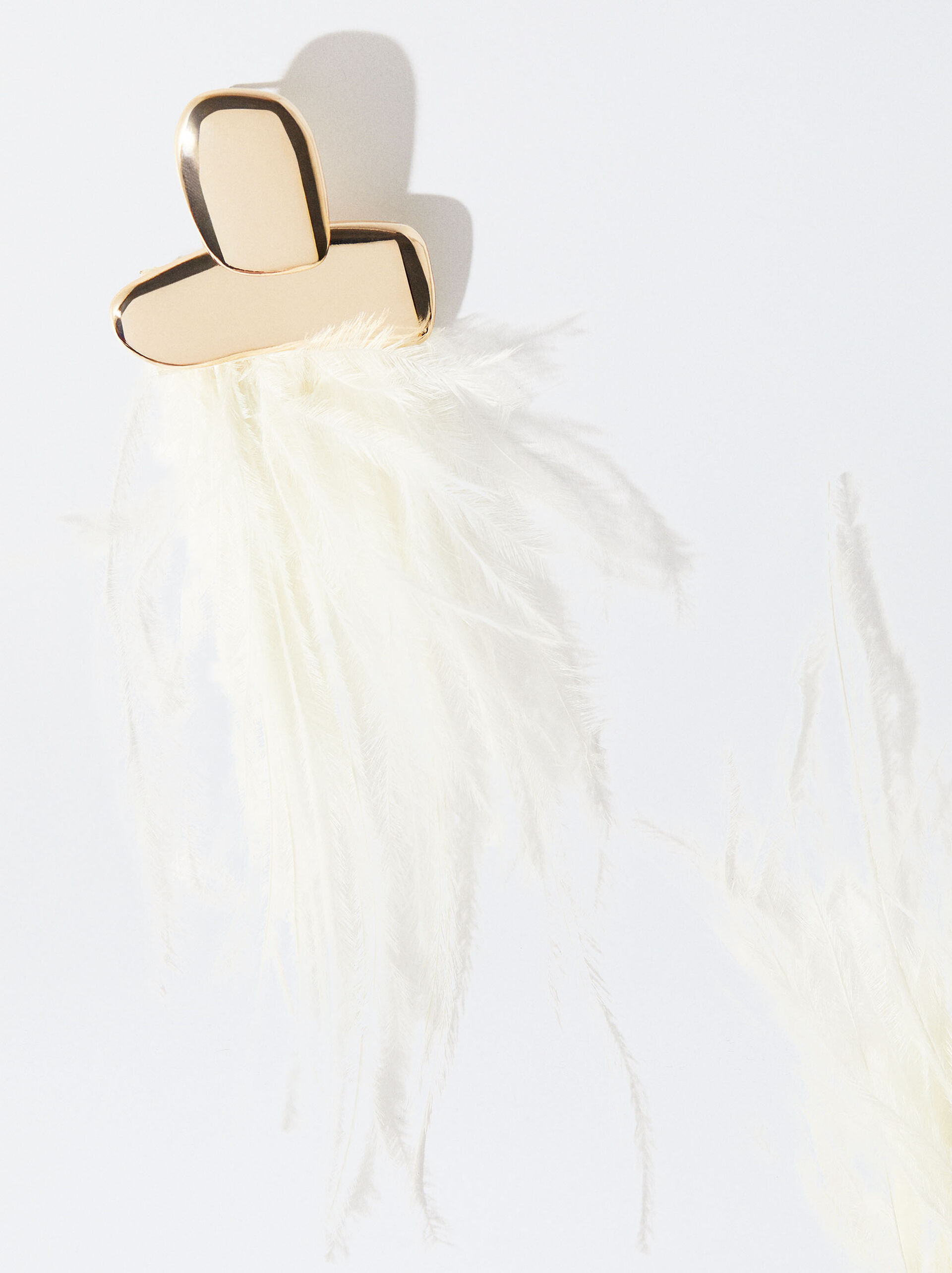 Golden Earrings With Feathers image number 2.0