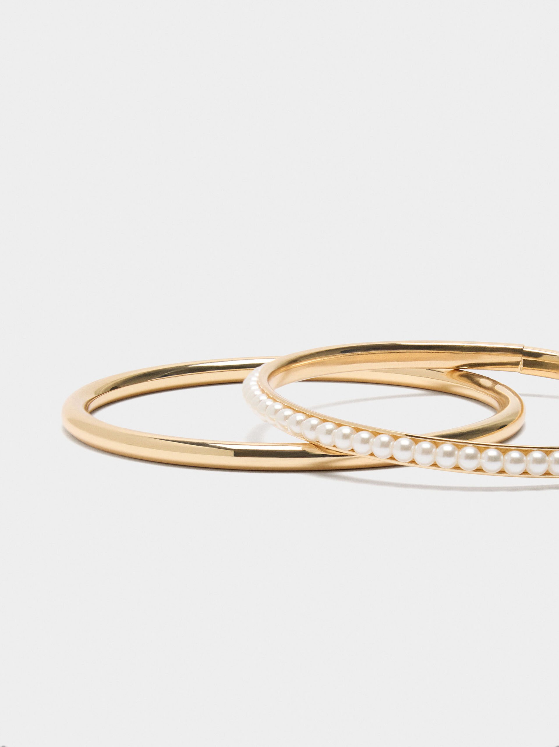 Set of rigid bracelets with pearls image number 2.0