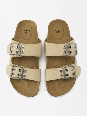 Flat Sandals With Studs