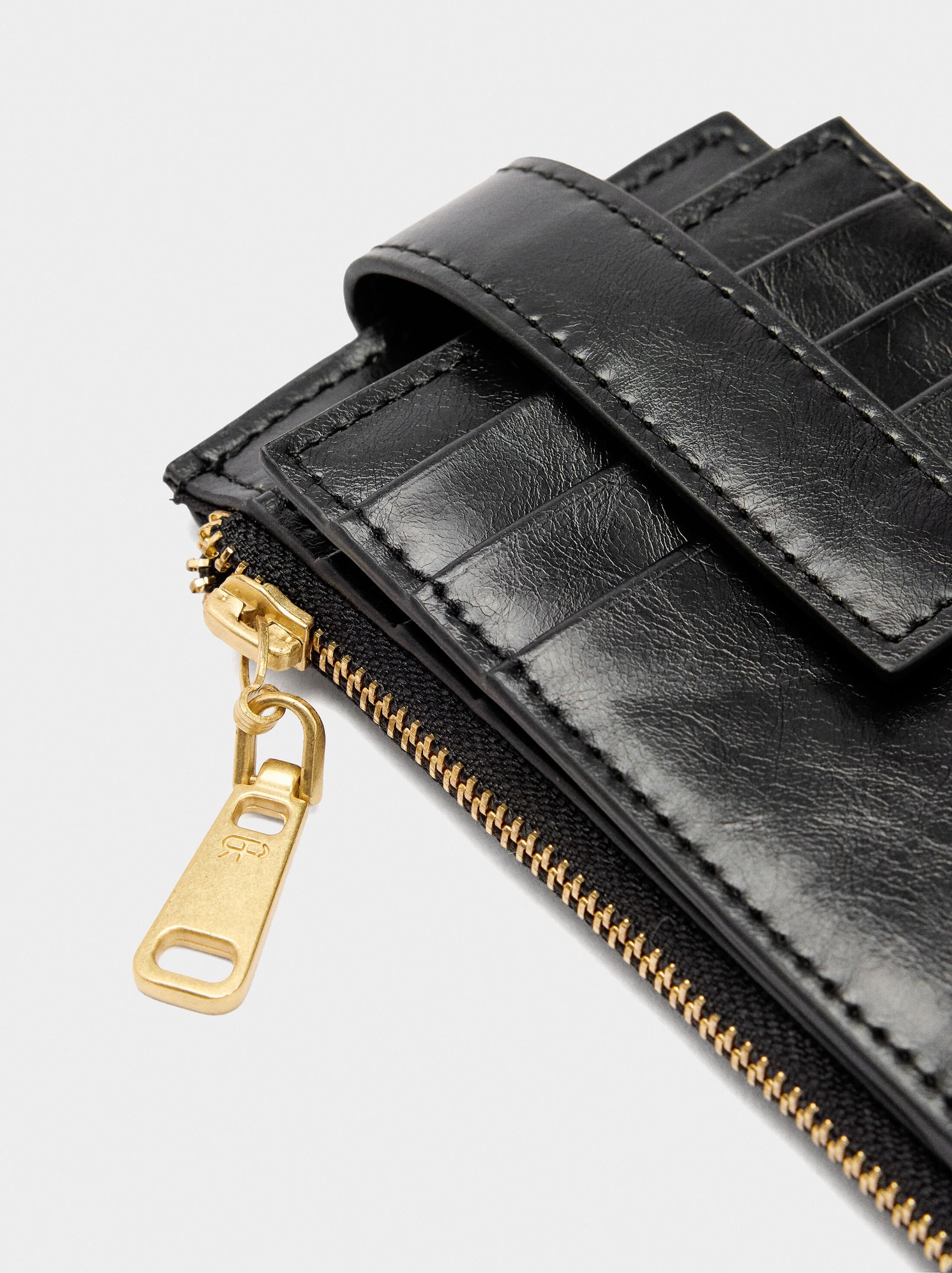 Card holder with cracked effect image number 1.0