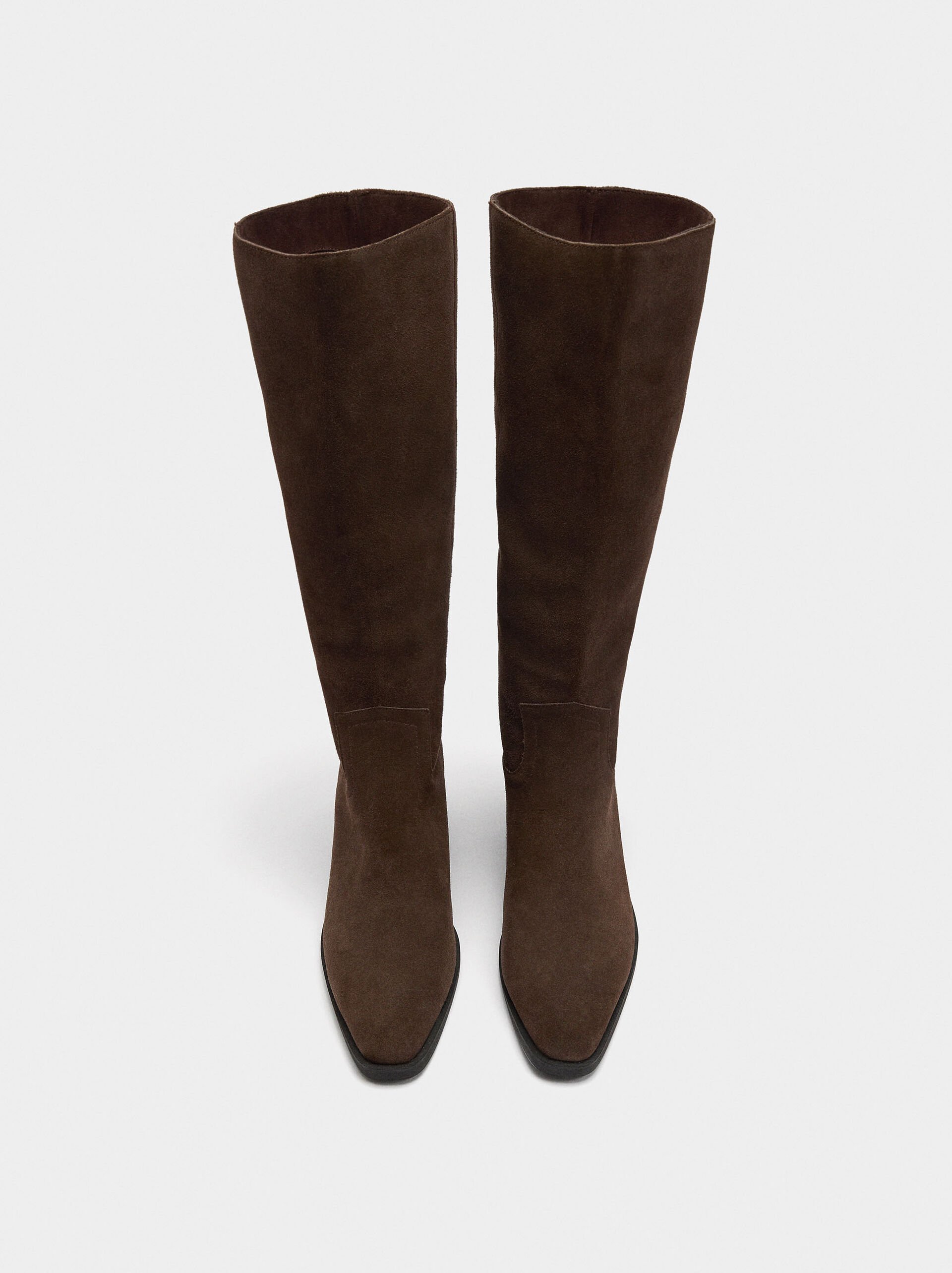 Leather boots with a high shaft image number 0.0