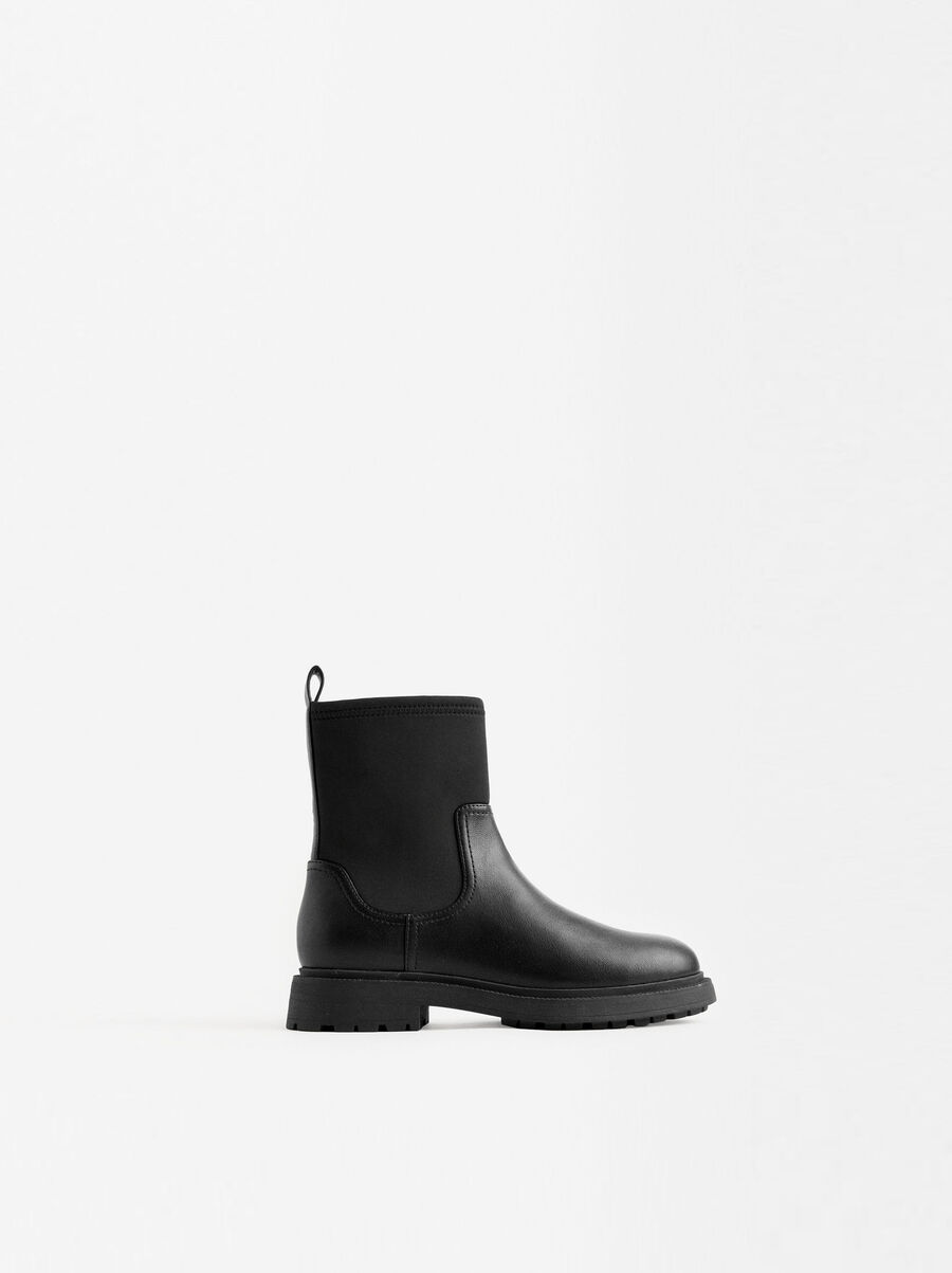 Botins rasos com elástico efeito neoprene