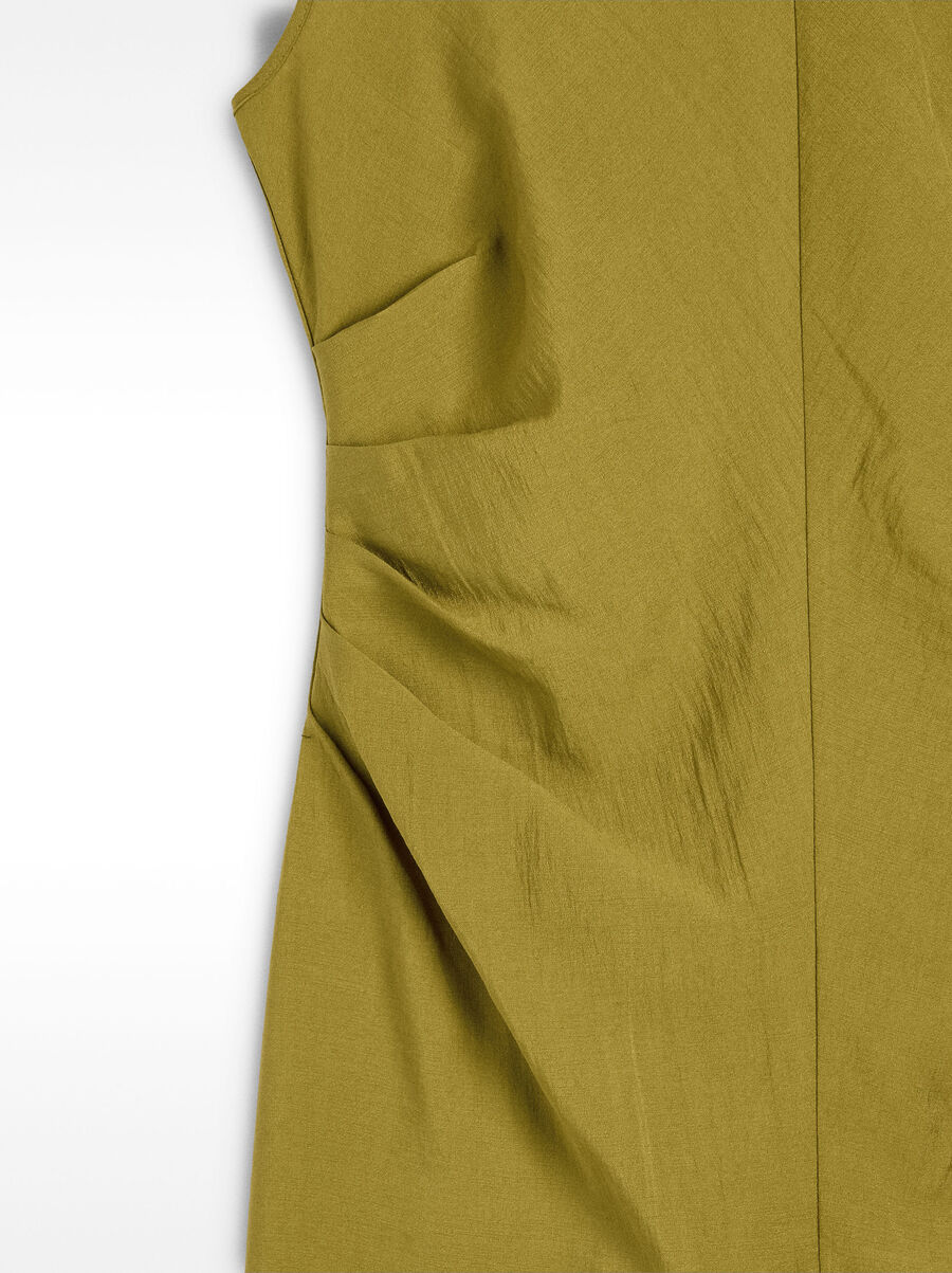 Mid-length dress with gathering