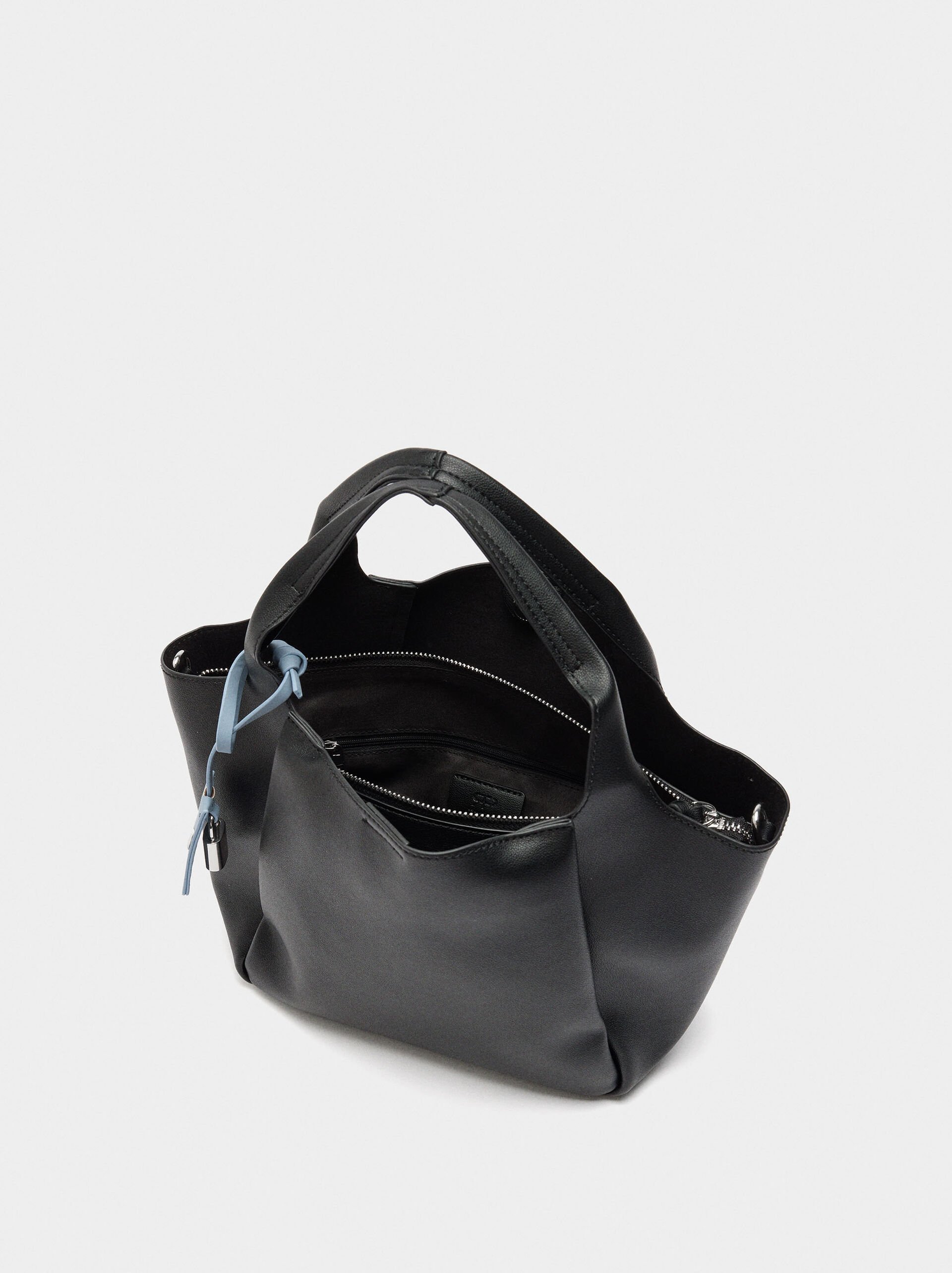 Tote bag with pendant image number 3.0