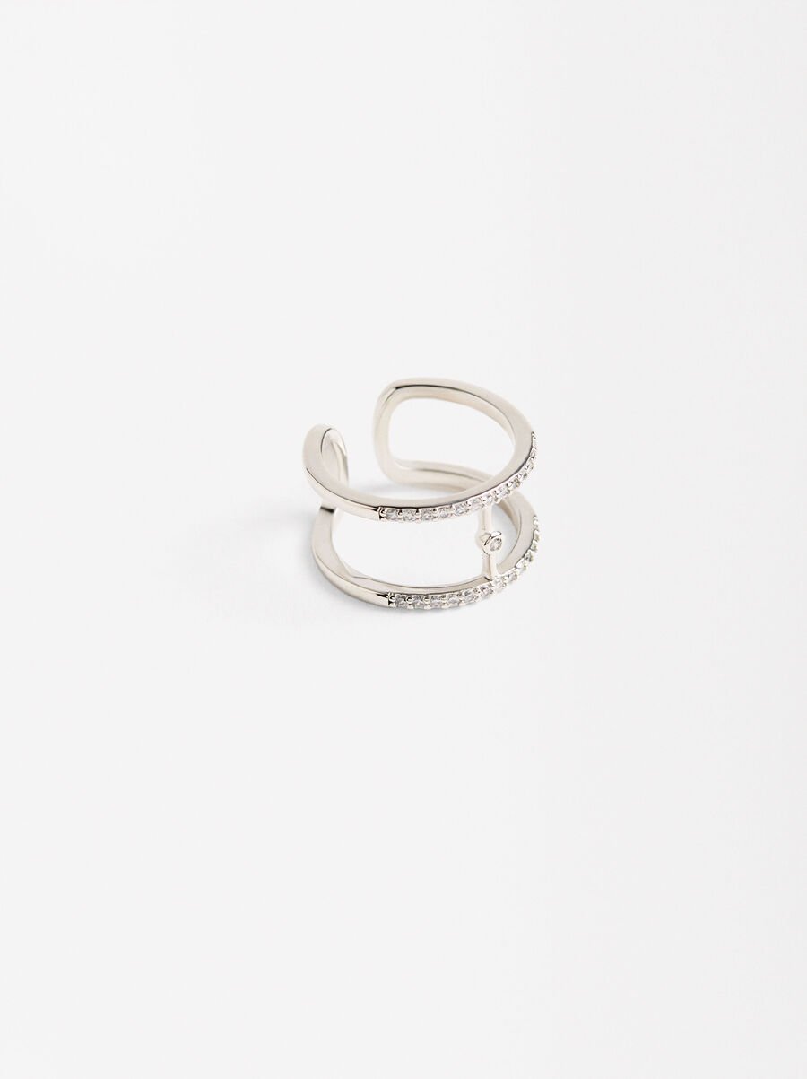 Double effect ring with zirconias