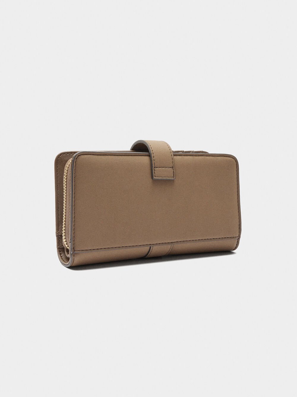 Plain wallet with buckle