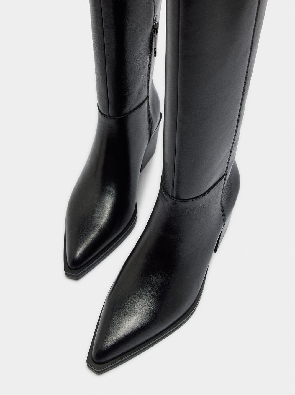 High shaft leather boots with heel