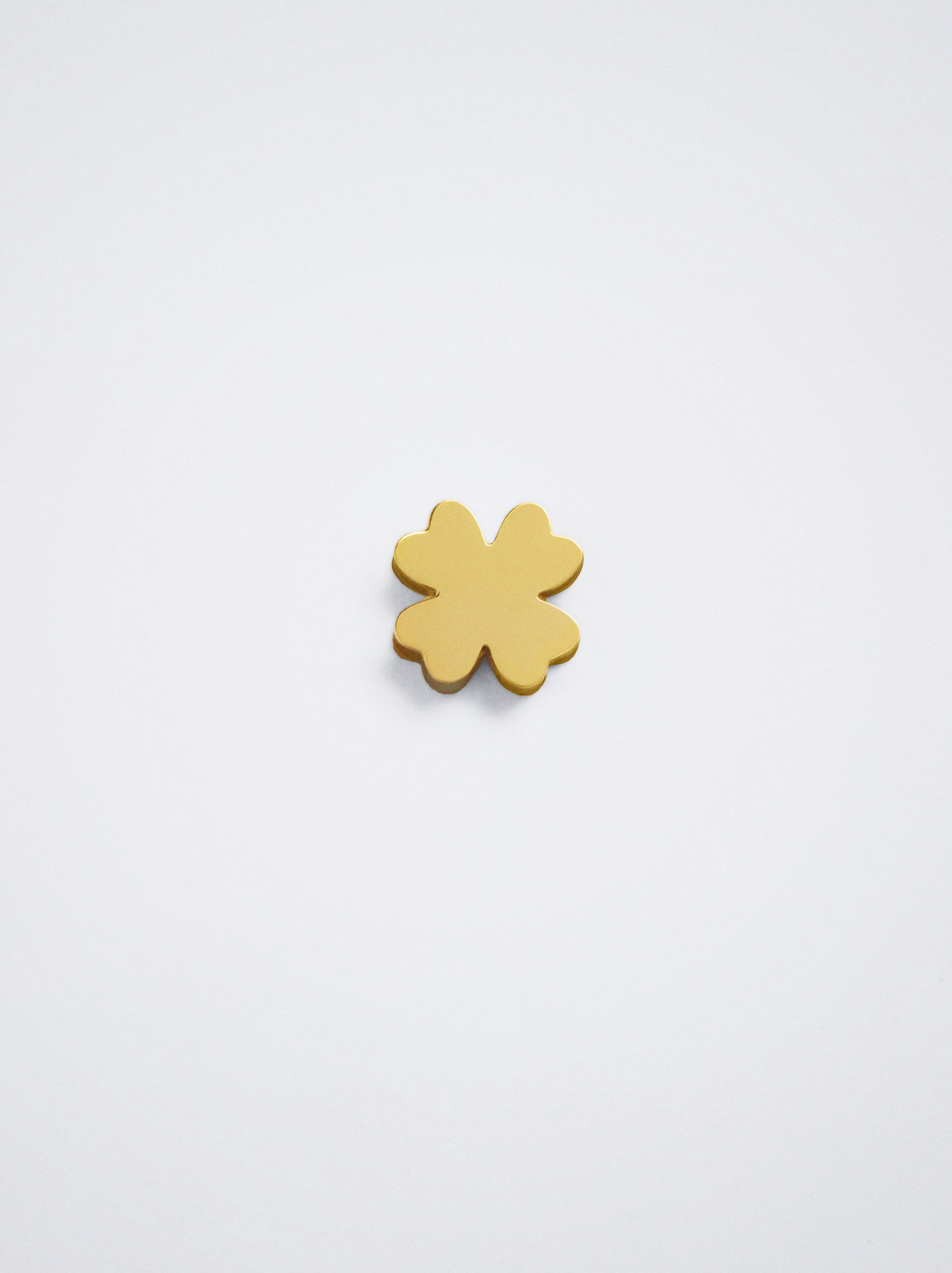Online Exclusive - Stainless Steel Charm With Shamrock image number 0.0