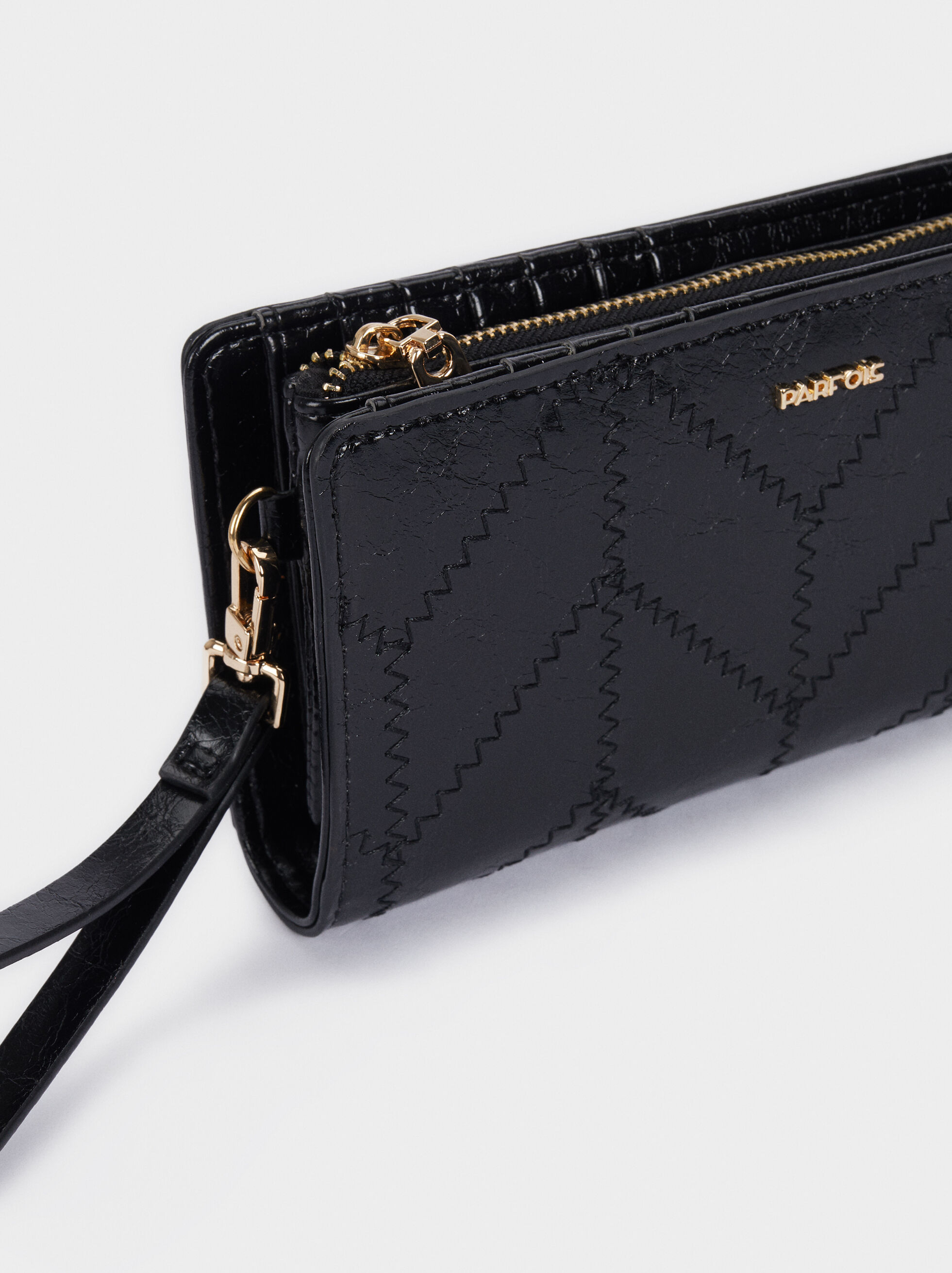 black purse with handle