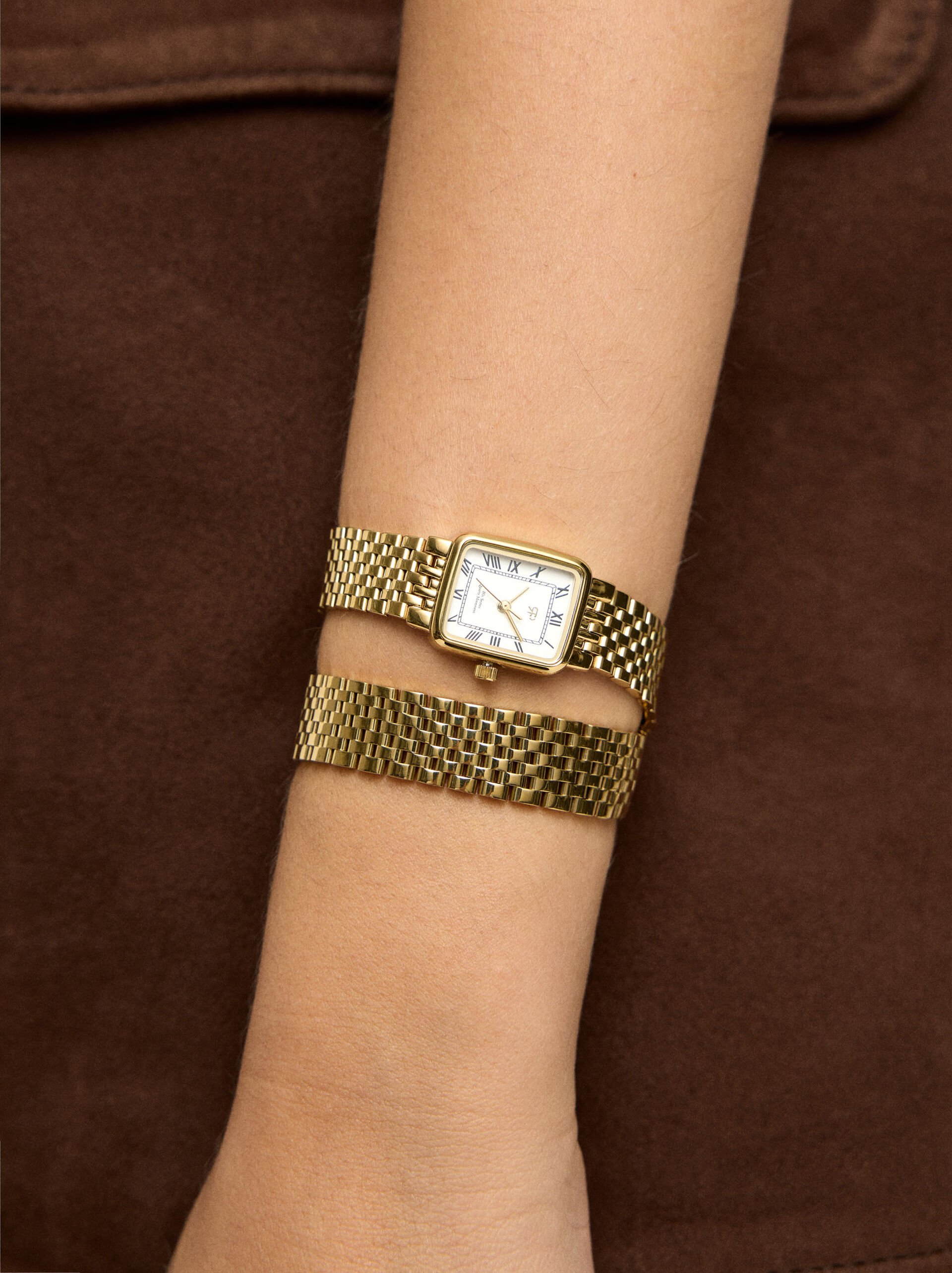 Square watch set with stainless steel bracelet image number 1.0