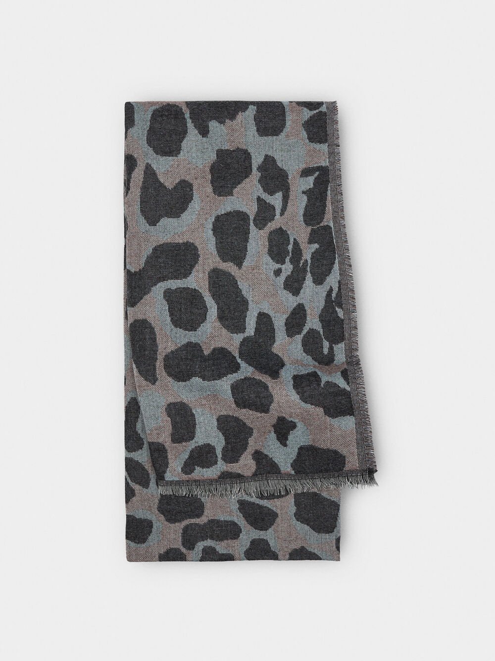 Scarf with animal printed