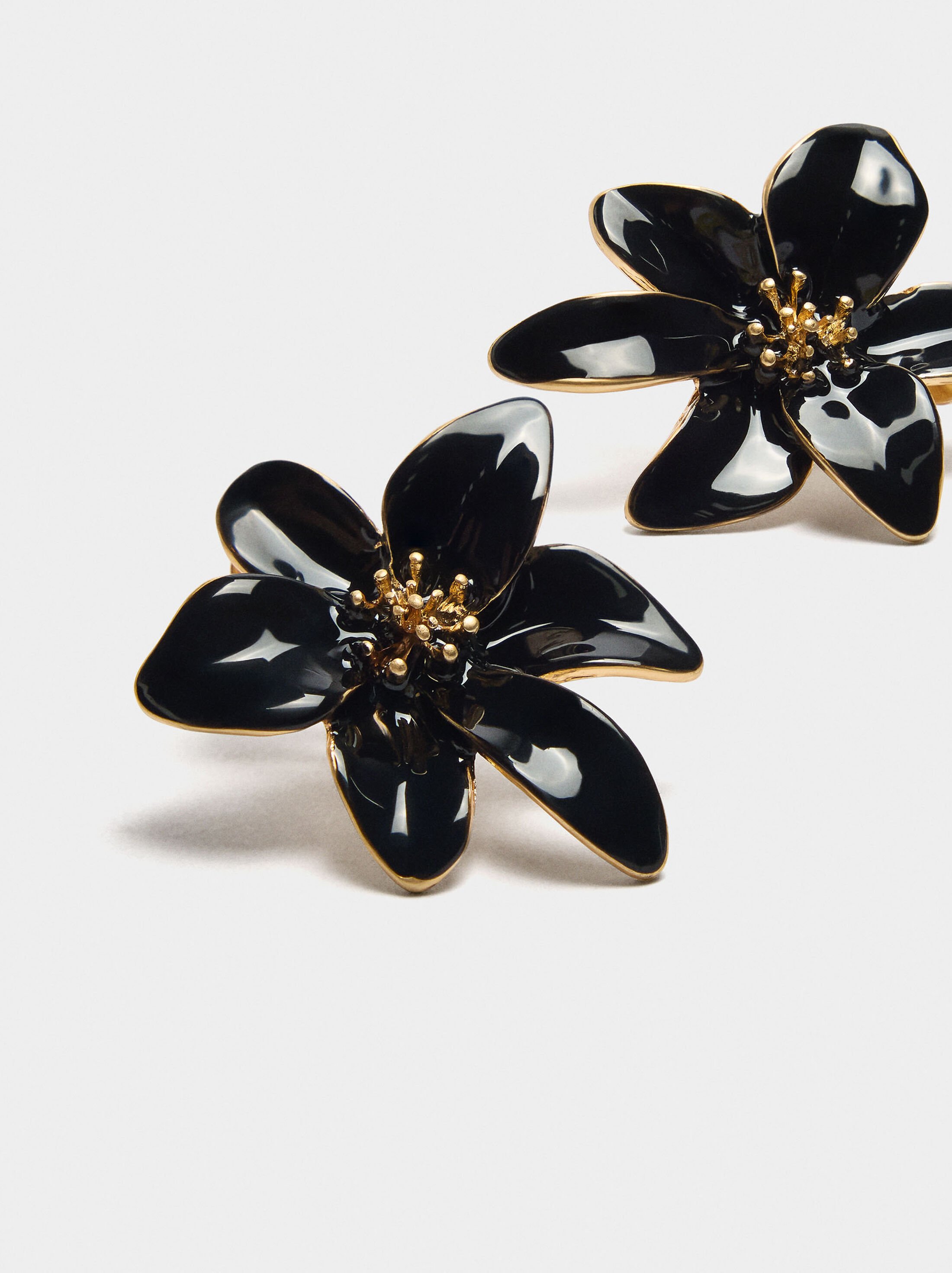 Enamelled flower earrings image number 1.0