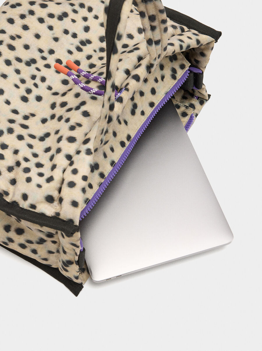 Nylon shopper bag printed with animal print