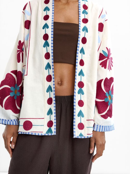 100% cotton kimono with floral embroidery