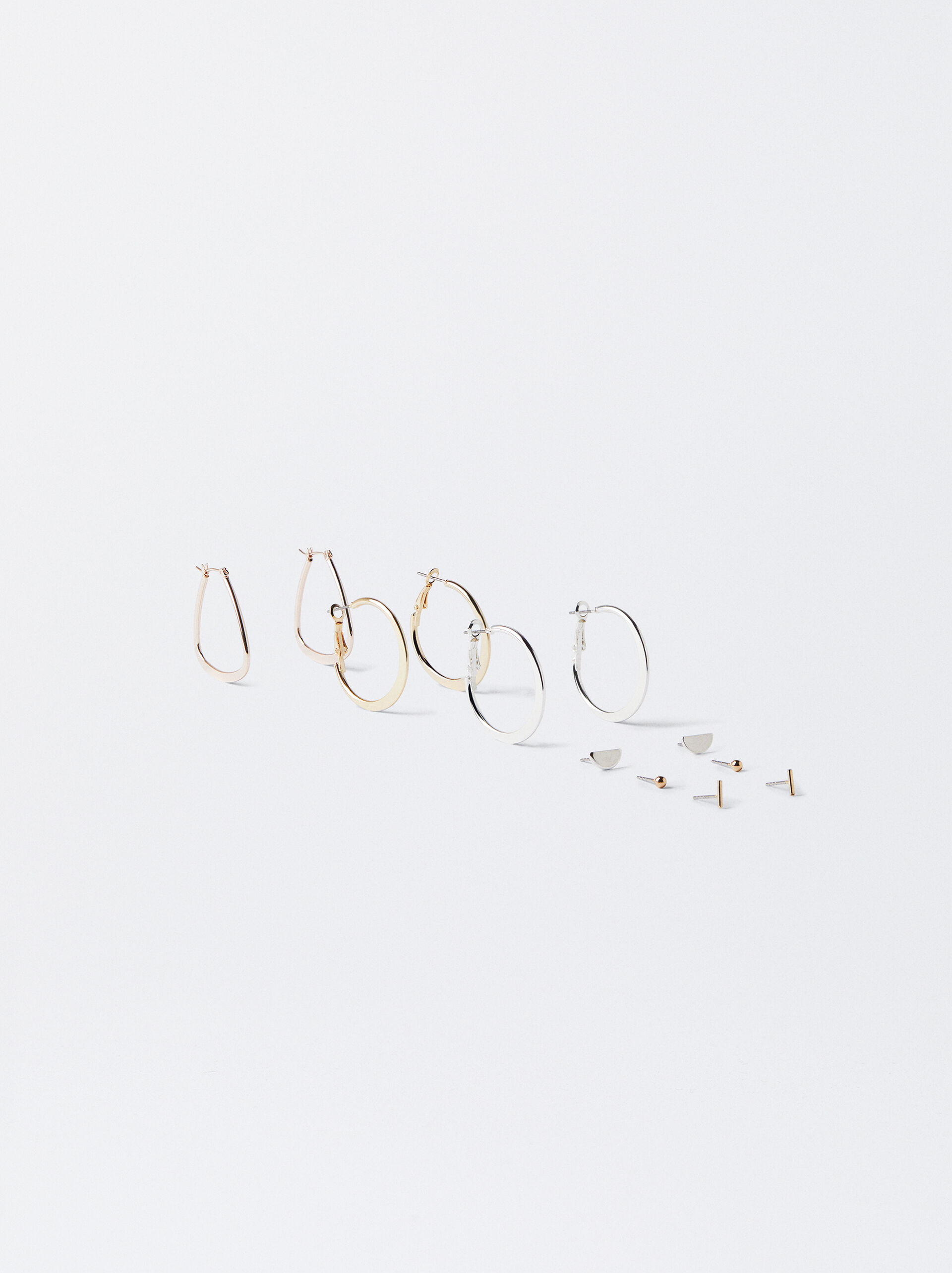 Set Of Basic Earrings image number 0.0