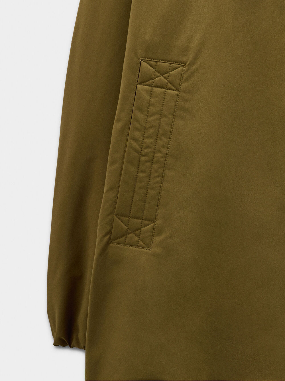 Steppjacke mit Kapuze