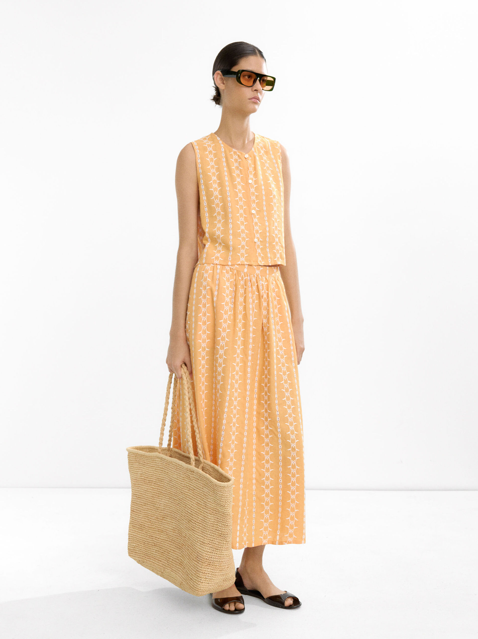 SHOP THE LOOK, , hi-res image number 0.0