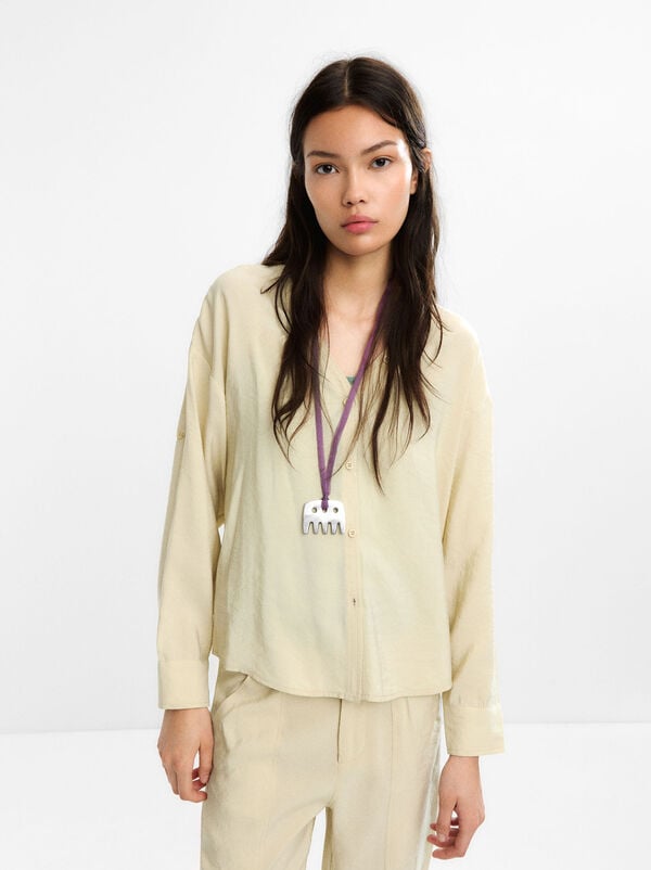 V-neck shirt