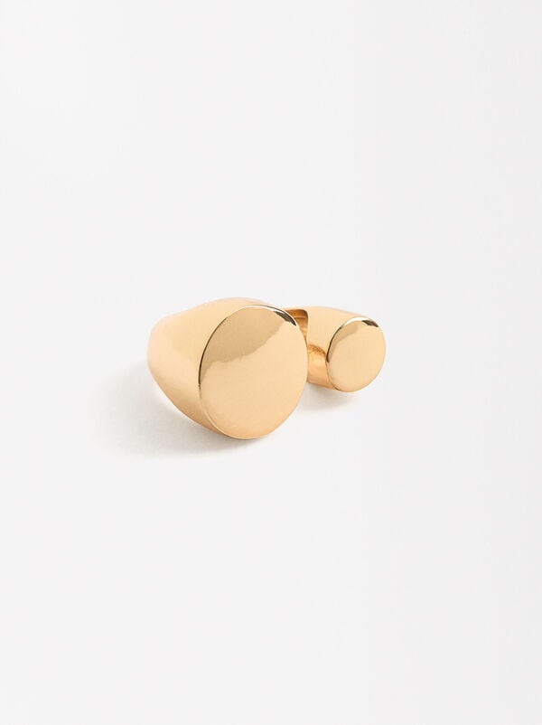 Open ring with circles