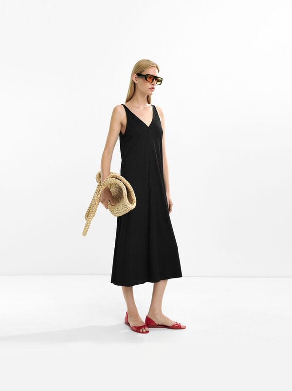 Midi dress with straps
