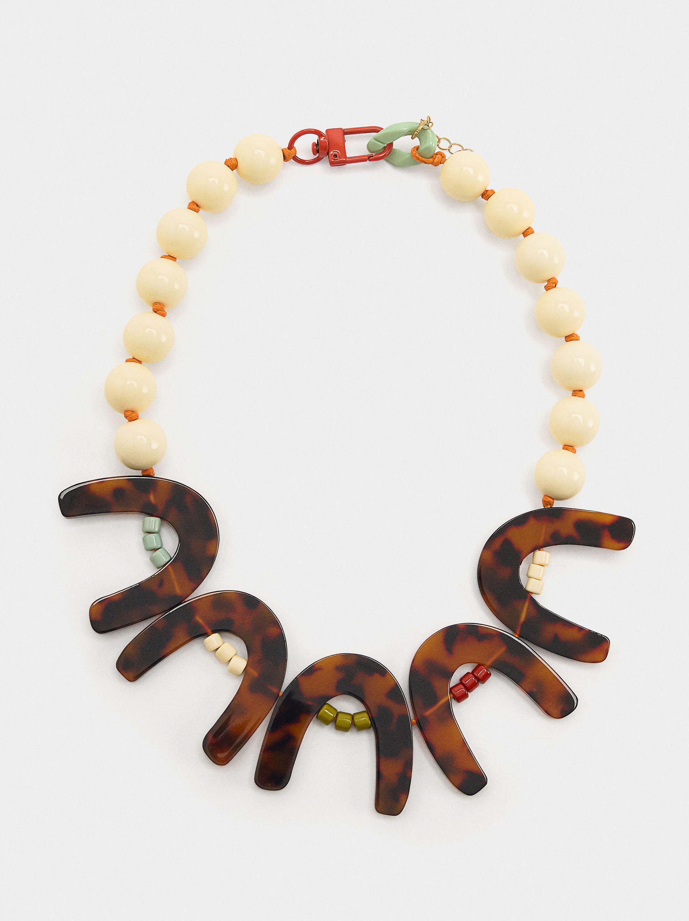 Short necklace with tortoiseshell effect hoops image number 0.0