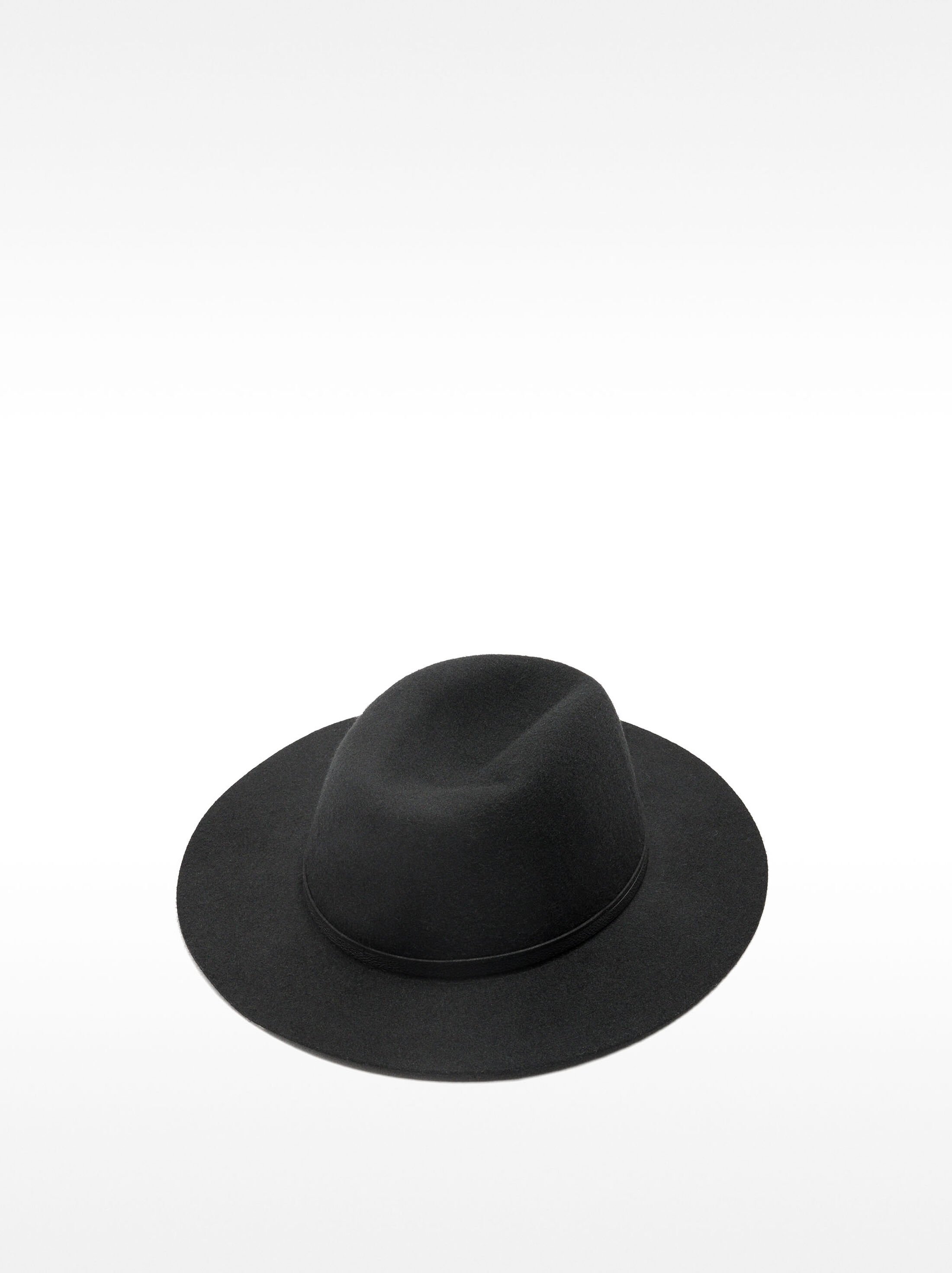 Woollen hat image number 3.0